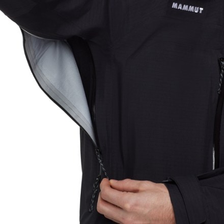 Mammut Taiss HS Hooded Jacket - Men's 5
