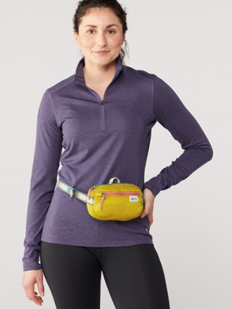 REI Co-op Stuff Travel Waist Pack 1