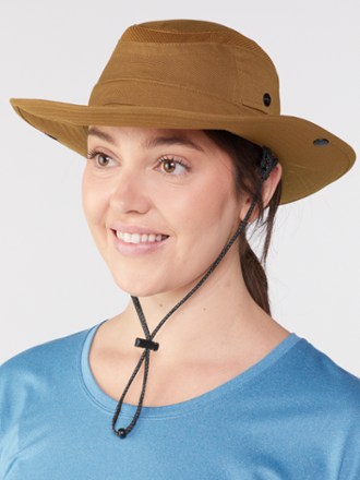 REI Co-op Vented Trailsmith Hat 1