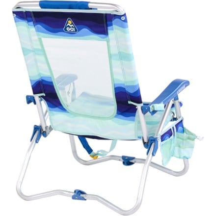 GCI Outdoor Bi-Fold Beach Chair 1