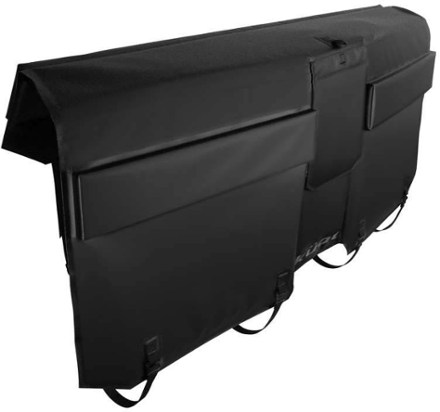 Huk 61″ Curved Tailgate Pad Sansujyuku sansujyuku.com