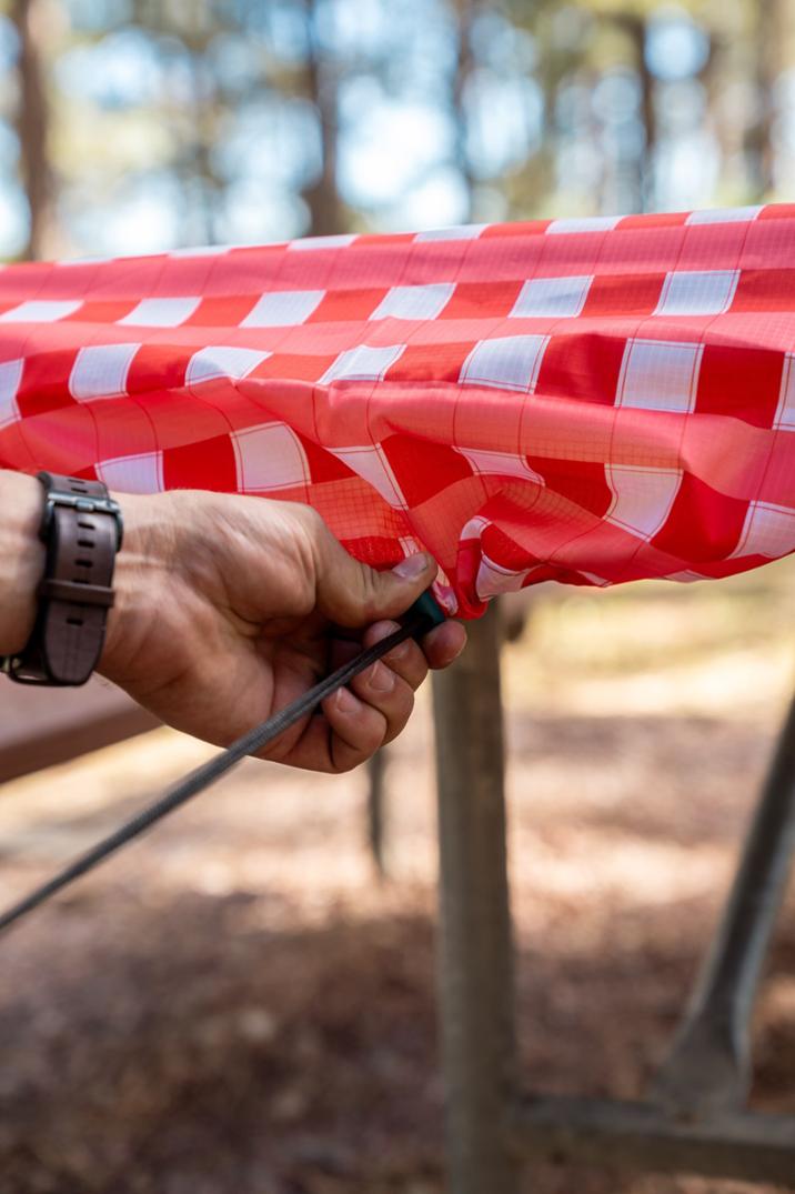 Location Image for Adjustable Picnic Table Cover