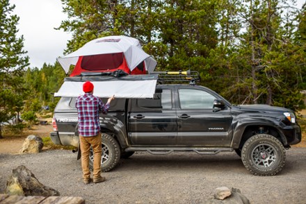 Yakima SlimShady Awning Shelter 3