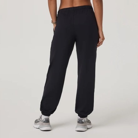Vuori Halo Modern Sweatpants - Women's 2