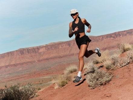 Topo Athletic Pursuit 3 Trail-Running Shoes - Women's 6