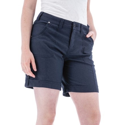 Aventura Temple Shorts - Women's 3