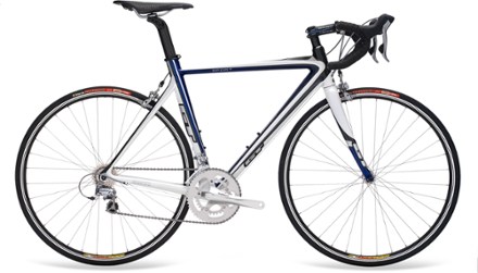 gt carbon bike