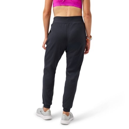 Brooks Momentum Thermal Joggers 2.0 - Women's 1
