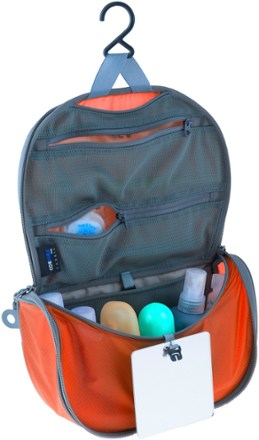 rei sea to summit toiletry bag