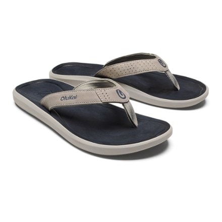 OluKai Pili Flip-Flops - Men's 1
