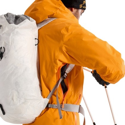 Arc'teryx Beta Insulated Jacket - Men's 9