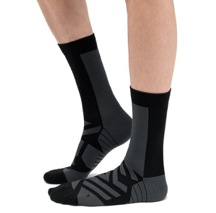 On Performance High Socks 1