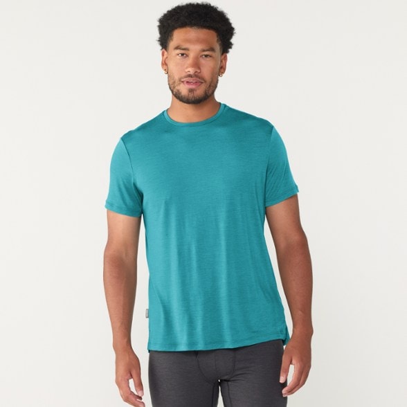 Model info: Height: 6'2" | Waist: 31" | Wearing size: M