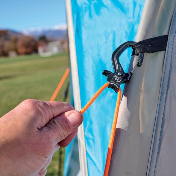 Location Image for CamJam SlideLock Cord Tightener with 10' Paracord - Small