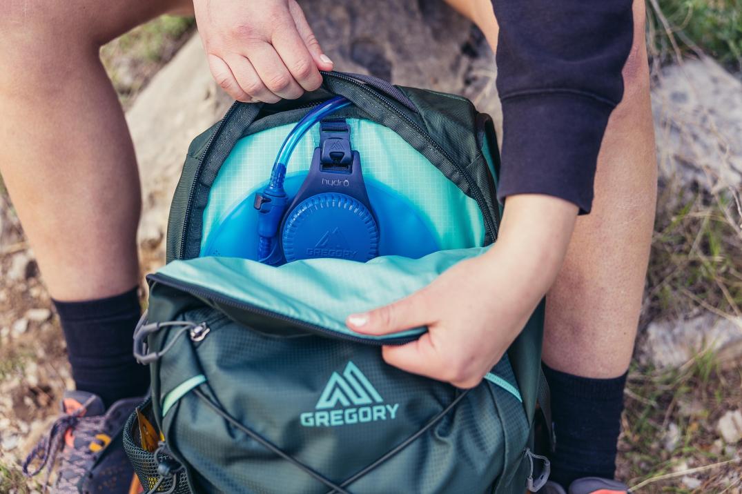 Location Image for Swift 22 H2O Hydration Pack - Closeout - Women's