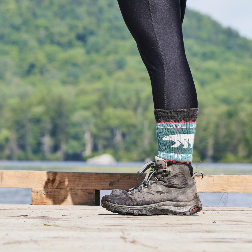 Location Image for Vanna Grizzle Boot Midweight Hiking Socks - Women's
