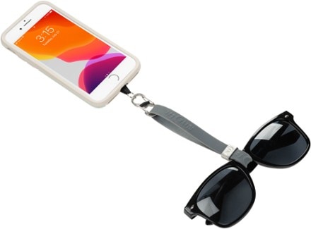 Nite Ize Hitch Phone Anchor + Stretch Strap 2
