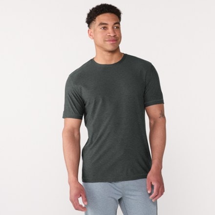 Vuori Strato Tech T-Shirt - Men's 1