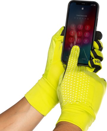 Nathan HyperNight Reflective Gloves 4