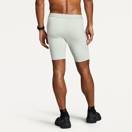 Janji Cargo Ultra Liner 8" Shorts - Men's 2