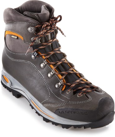 la sportiva leather hiking boots