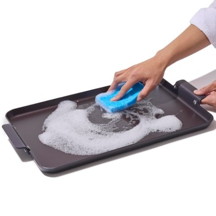 OXO Outdoor Carbon Steel Double-Wide Griddle 1