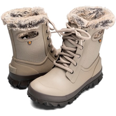 Bogs Arcata Snow Boots - Women's 6