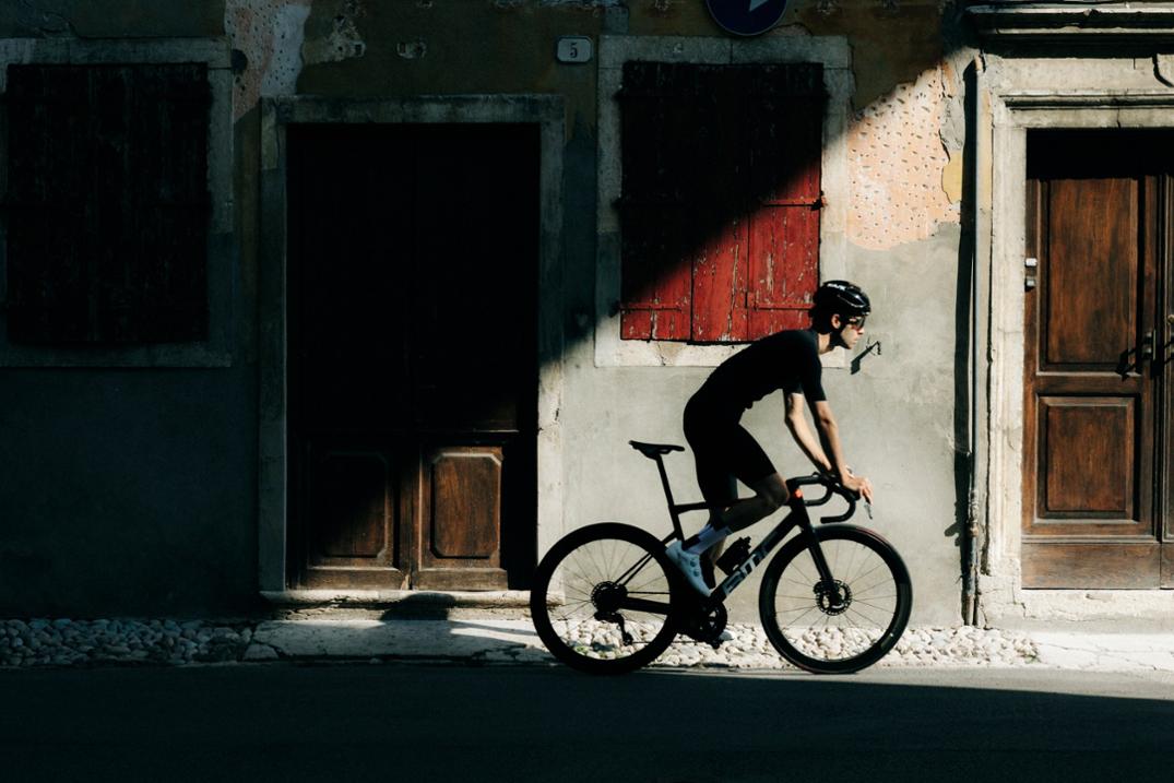 Location Image for Ergo 6 Road Cycling Shoes - Women's