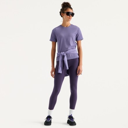 The North Face Golden Ridge Ribbed T-Shirt - Women's 2