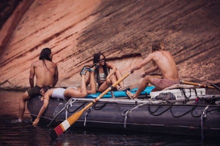 Location Image of color Diamond Sea Mist