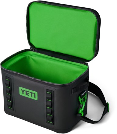 YETI Hopper Flip 18 Soft Cooler 3