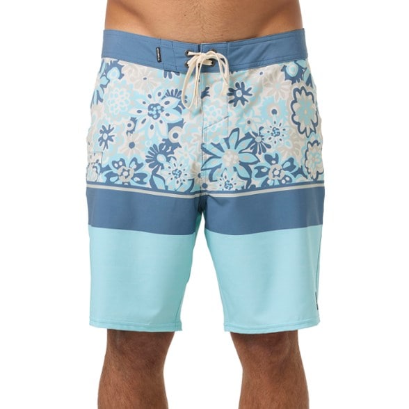 On Body Image of color Pastel Turquoise 2