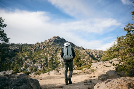 YETI Skala 50 L Pack - Men's 8