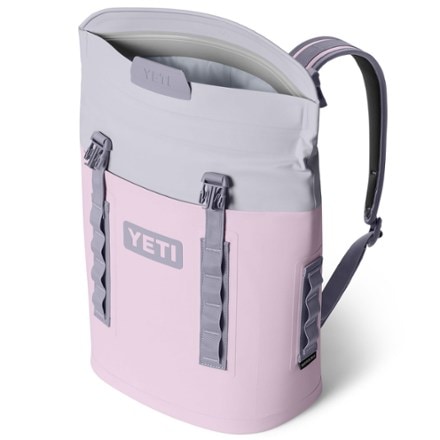 YETI Hopper M12 Backpack Soft Cooler 4