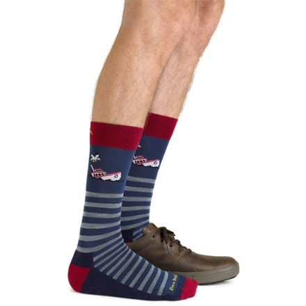 Darn Tough Wild Life Crew Lightweight Lifestyle Socks - Men's 3