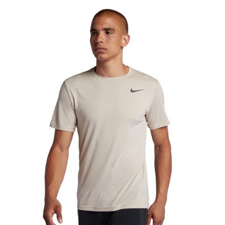 nike breathe men's shirt