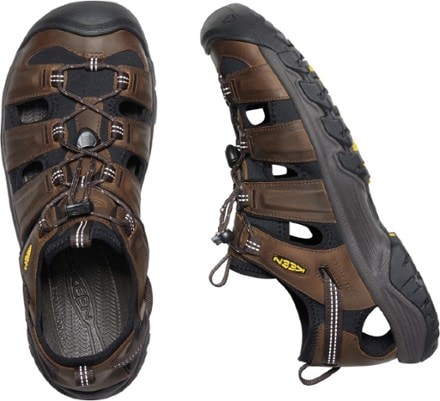 KEEN Targhee III Sandals - Men's Top view (Bison/Mulch)