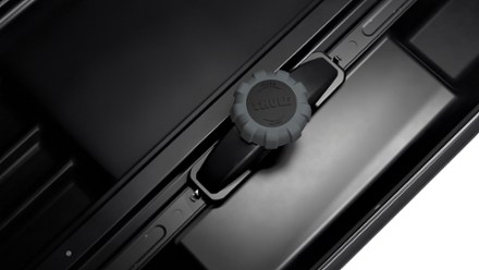 Thule Motion XT L Roof Box 6