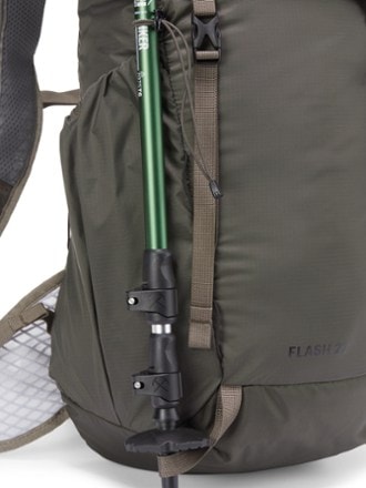 REI Co-op Flash 22 Pack Trekking pole attachments
