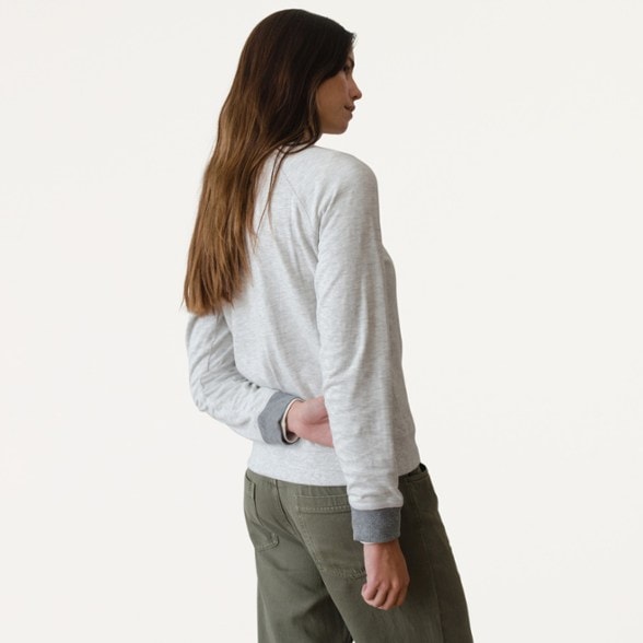 On Body Image of color Heather Grey