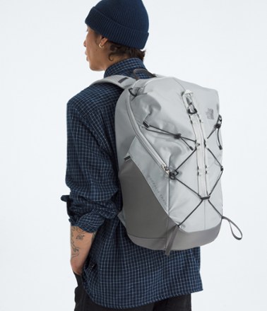 The North Face Borealis Trail 28 Pack 7