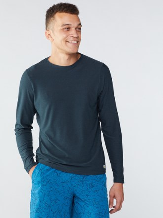 Vuori Long-Sleeve Strato Tech T-Shirt - Men's 1