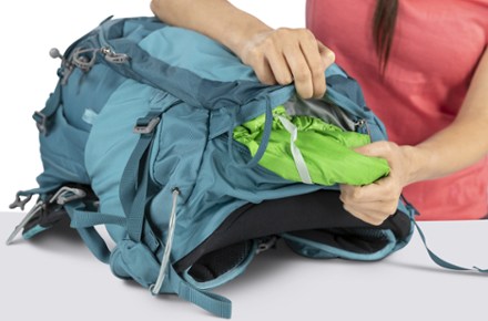Osprey Mira 32 Hydration Pack - Women's 6