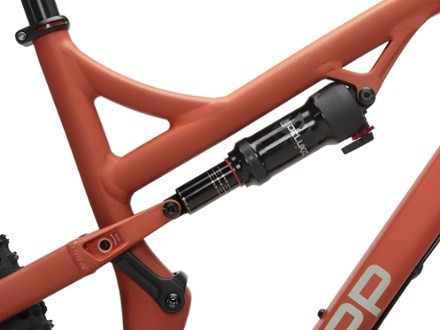 Co-op Cycles DRT 3.3 Mountain Bike 3