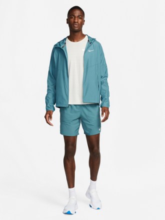 Nike Stride 7" Shorts - Men's 6