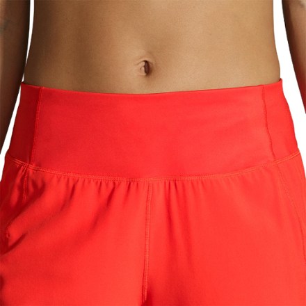Brooks Chaser 7" Shorts - Women's 4
