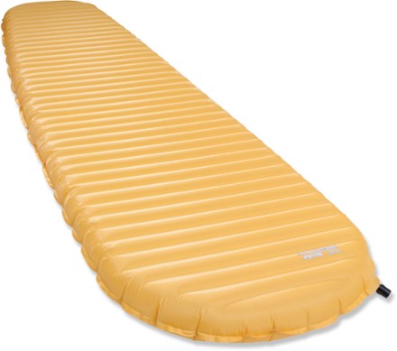 THERM-A-REST NeoAir XLite WR 美品 NeoAir XLite Sleeping Pad with ThermaCapture by Therm-a-Rest