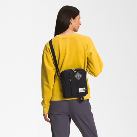 The North Face Berkeley Crossbody Bag 3