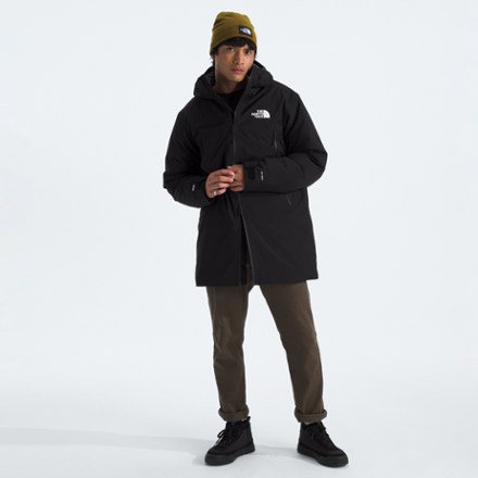 The North Face MTN Range Down Parka - Men's 3