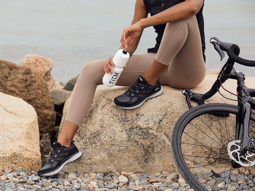Location Image for Via Cycling Shoes - Women's